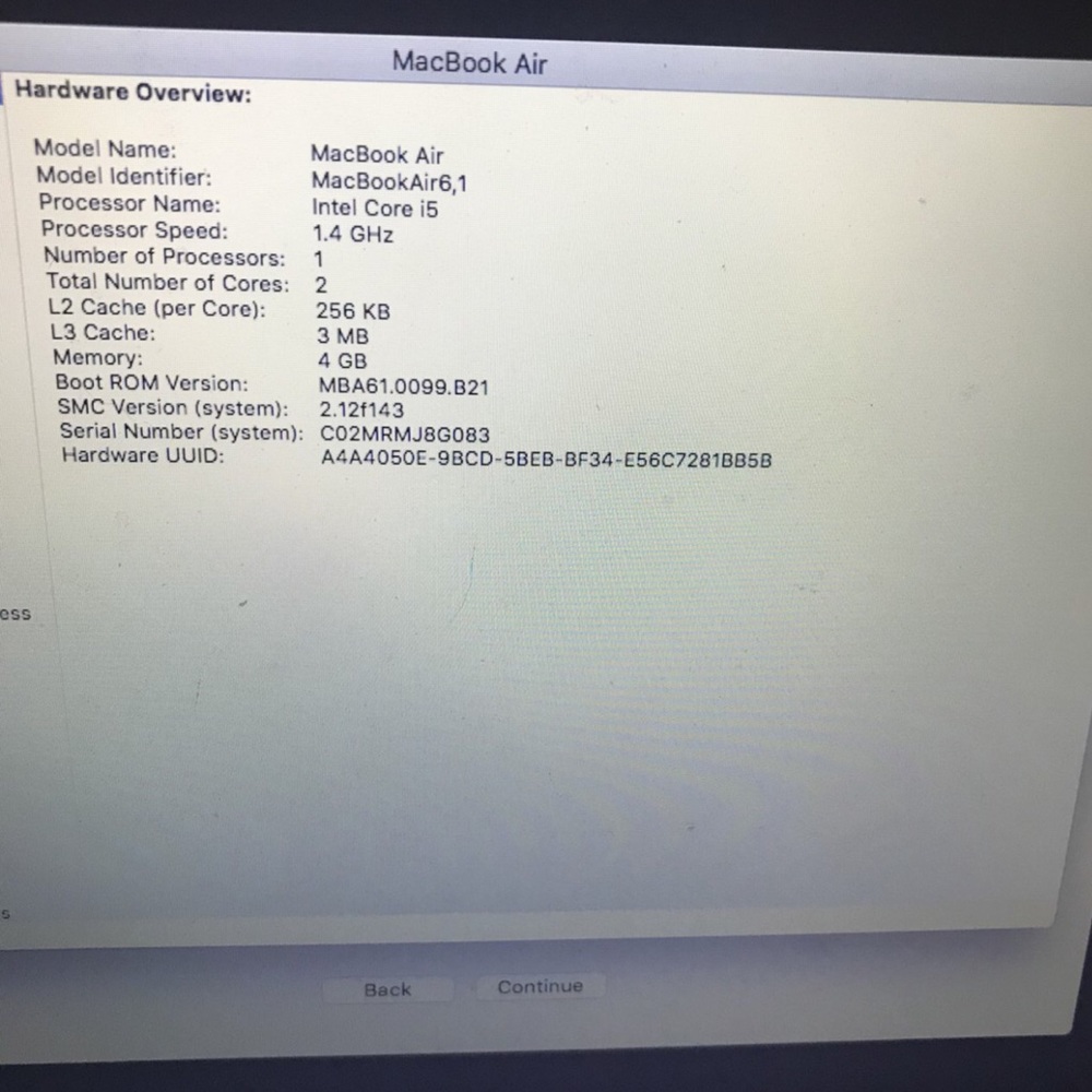 MacBook - Picture 3 of 3